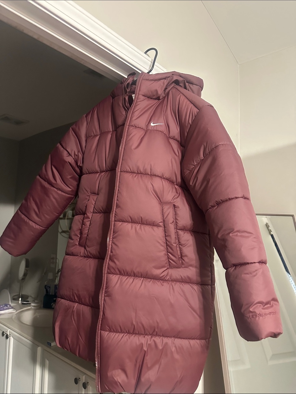 Nike Women's Long Puffer Jacket - Rose Mauve